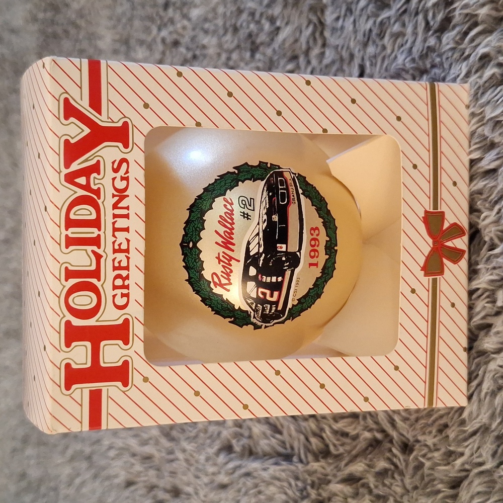 ๐ Rusty Wallace #2 NASCAR Christmas Ball Ornament. 1993. - Picture 2 of 10